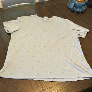 Old Navy Men’s Tee.  Size L.  Blue with Navy anchors.
